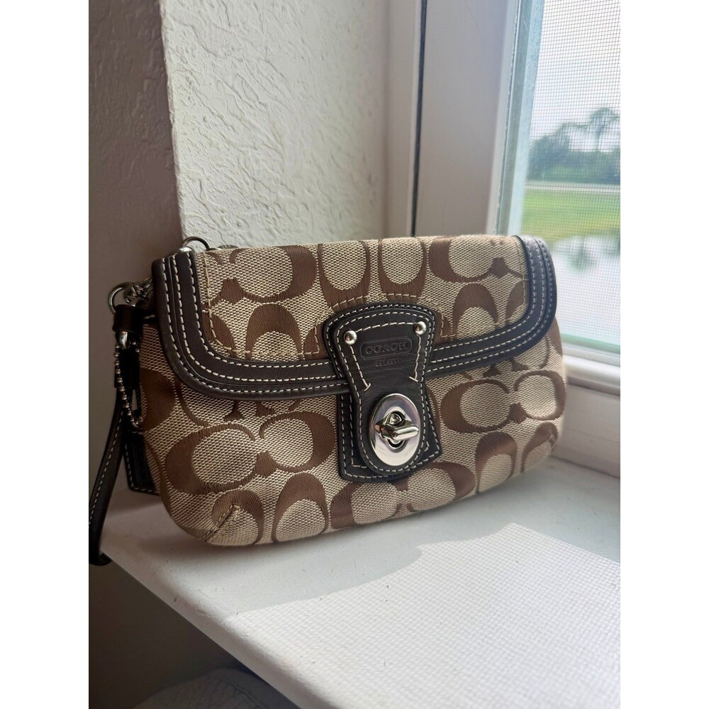 Coach Vintage Signature Canvas Turnlock Wristlet with Leather Trim in Brown EUC